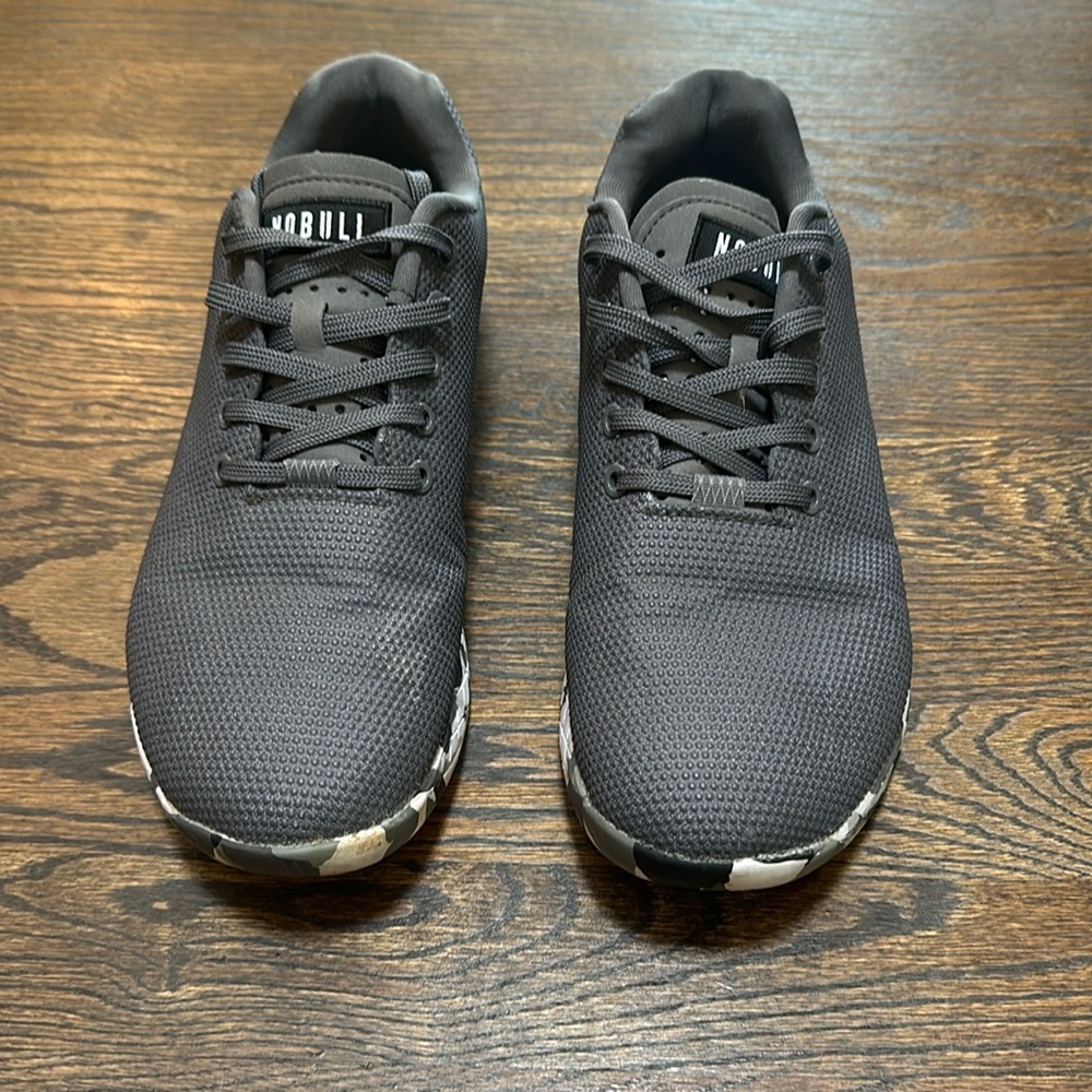 Men’s Gray No Bull athletic shoes Size 10M
